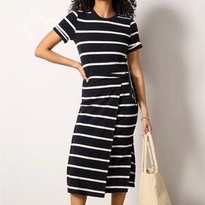 EUC Evereve Anna Twist Dress - Size M